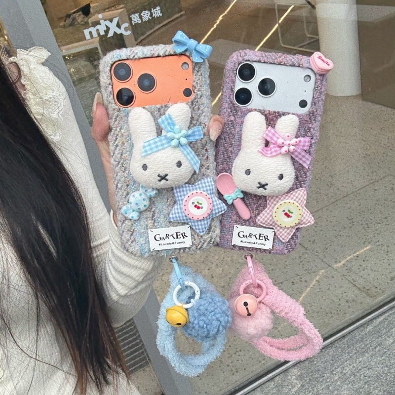  Coque de téléphone Miffy en  - Cute Cartoon Wrist Strap Silicone Case avis et prix