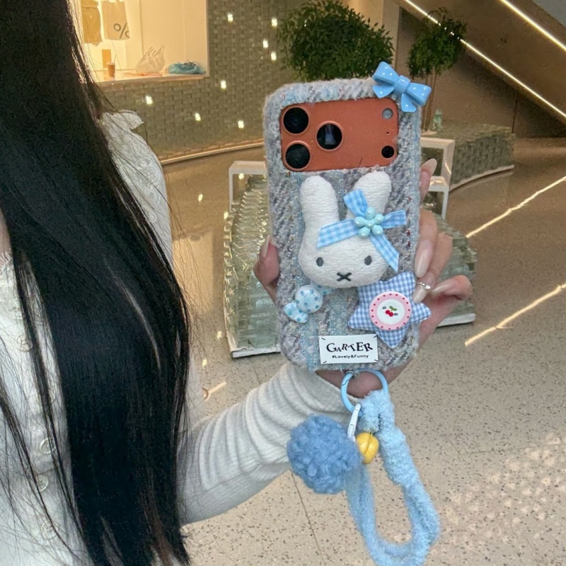  Coque de téléphone Miffy en  - Cute Cartoon Wrist Strap Silicone Case avis et prix