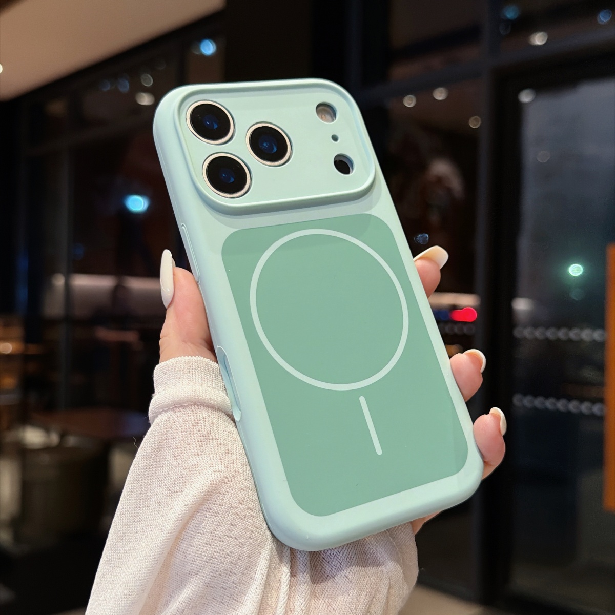 Nouvelle coque officielle en s - Liquid Silicone Magnetic Phone Case avis et prix