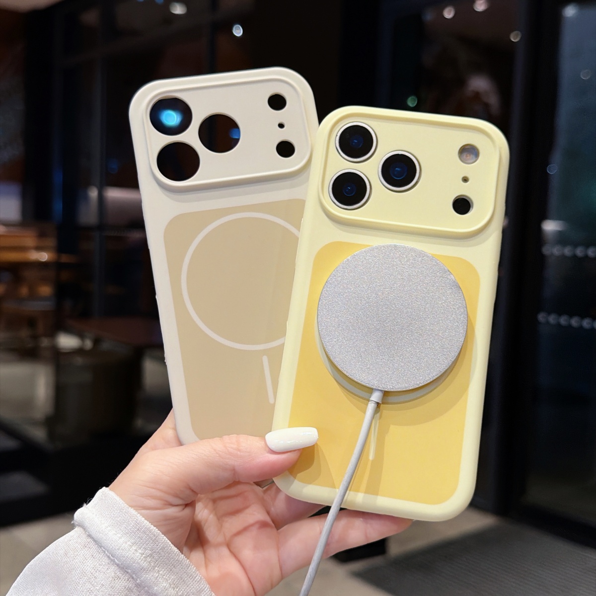 Nouvelle coque officielle en s - Liquid Silicone Magnetic Phone Case avis et prix